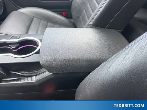 Used 2009 Ford Mustang GT image 26