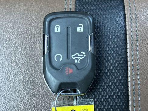 Used 2023 Chevrolet Silverado 2500 High Country image 30