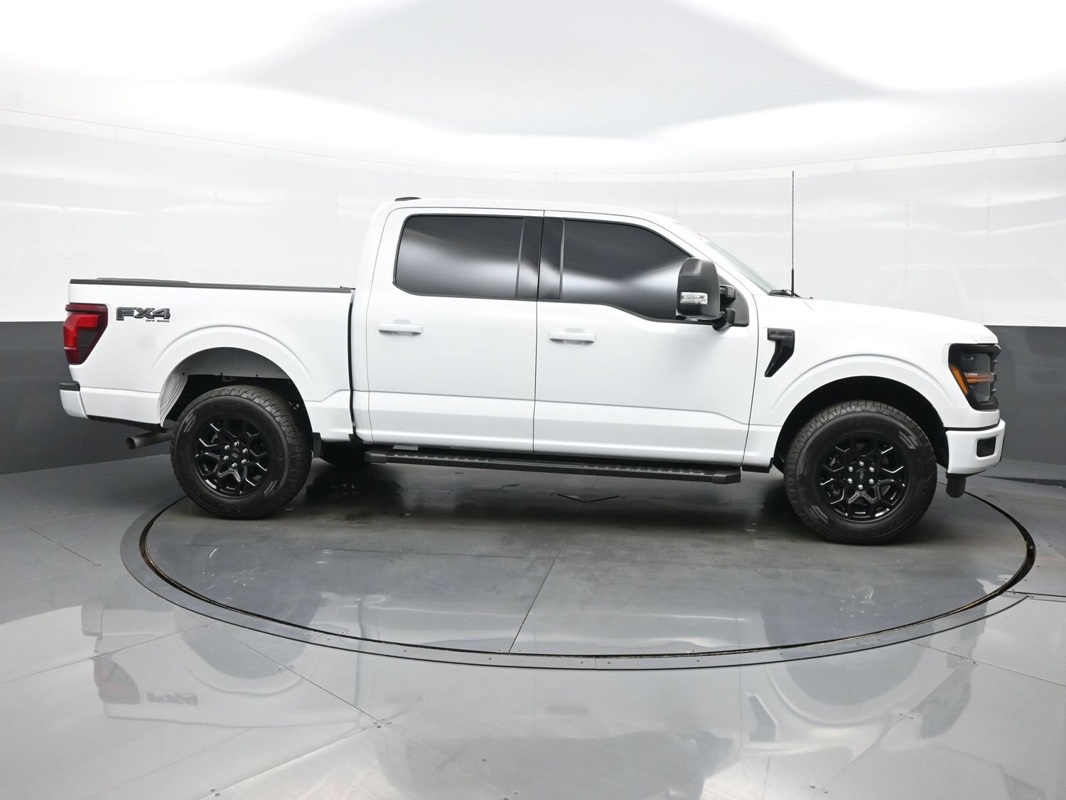 Used 2024 Ford F150 XLT w/ FX4 Off-Road Package AWD/4WD image 7