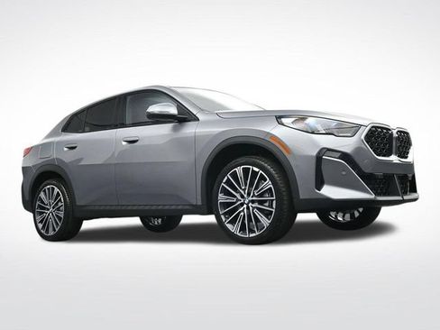 New 2026 BMW X2 xDrive28i w/ Technology Package AWD/4WD image 35