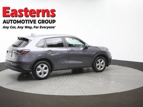 Used 2023 Honda HR-V LX image 41