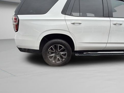 Used 2022 Chevrolet Tahoe Z71 w/ Luxury Package AWD/4WD image 35