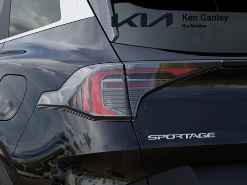 New 2026 Kia Sportage EX w/ EX Panorama Roof Package FWD image 11