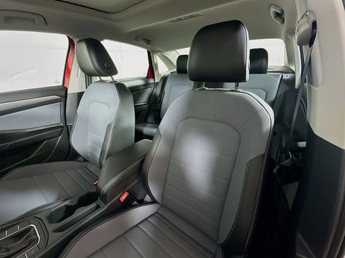 New 2026 Volkswagen Jetta SE FWD image 19