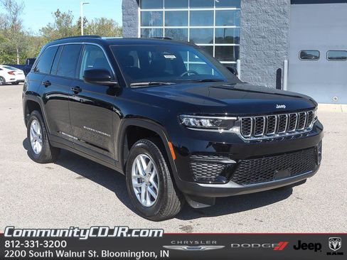 New 2025 Jeep Grand Cherokee Laredo X w/ Luxury Tech Group I image 1