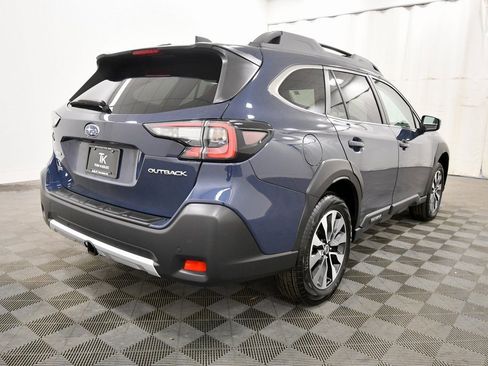 Used 2023 Subaru Outback Limited image 8