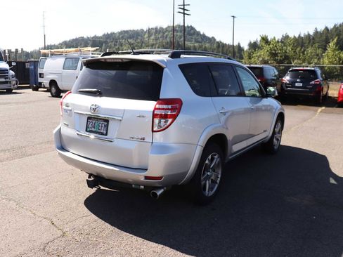 Used 2009 Toyota RAV4 Sport AWD/4WD image 5