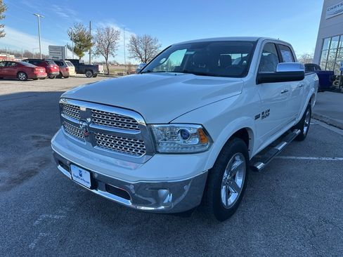 Used 2018 RAM 1500 Laramie w/ Convenience Group image 8