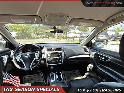 Used 2017 Nissan Altima 2.5 SR FWD image 31