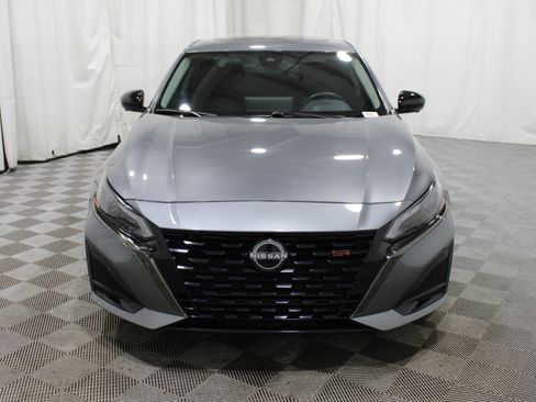 Used 2023 Nissan Altima 2.0 SR image 32