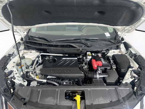 Used 2023 Nissan Rogue S FWD image 34