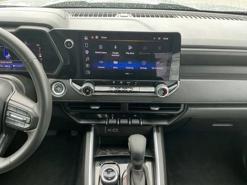 Used 2023 Chevrolet Colorado Trail Boss w/ Technology Package AWD/4WD image 25