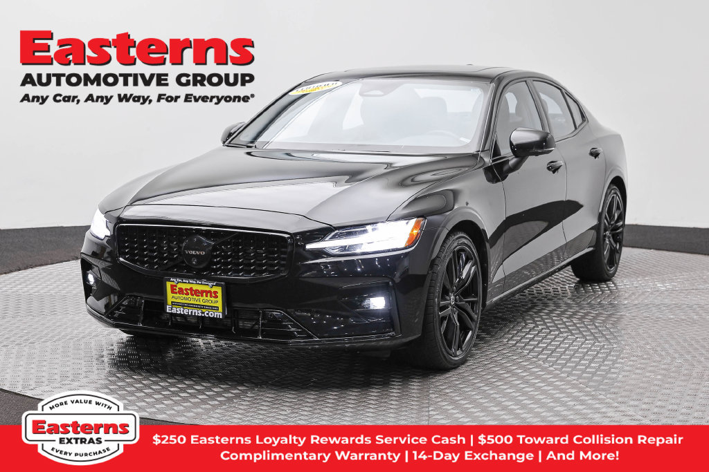Used 2024 Volvo S60 B5 Plus FWD image 1