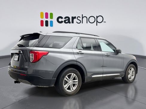 Used 2022 Ford Explorer XLT w/ Equipment Group 202A AWD/4WD image 5