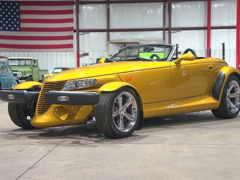 Used 2002 Chrysler Prowler RWD image 1