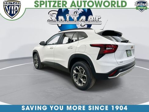 Used 2024 Chevrolet Trax LT image 9