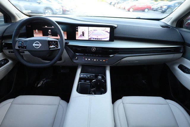 Certified 2025 Nissan Murano SL AWD/4WD image 27