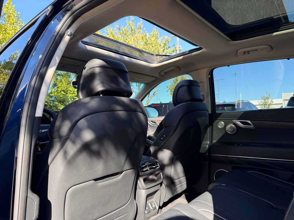 Used 2023 Genesis GV80 2.5T w/ Advanced Package AWD/4WD image 35