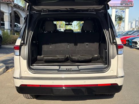 Used 2023 Lincoln Navigator L Reserve AWD/4WD image 15