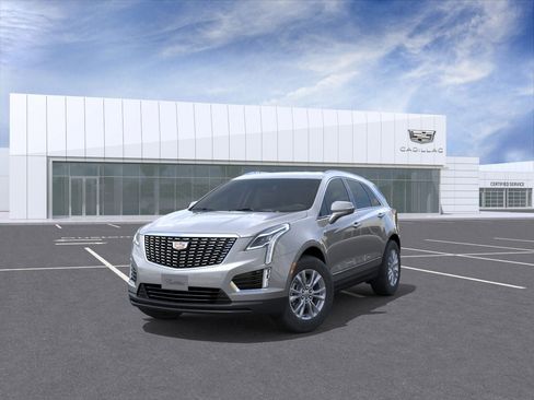 New 2026 Cadillac XT5 Luxury w/ LPO, Floor Liner Package image 8