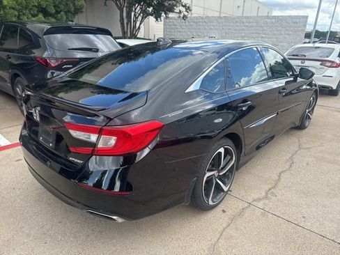 Used 2020 Honda Accord Sport image 4