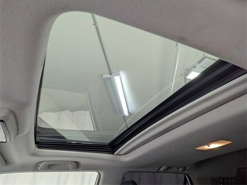 Used 2018 Toyota 4Runner SR5 Premium image 14