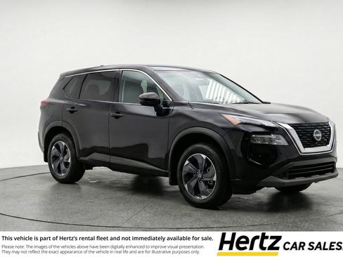 Used 2025 Nissan Rogue SV FWD image 1