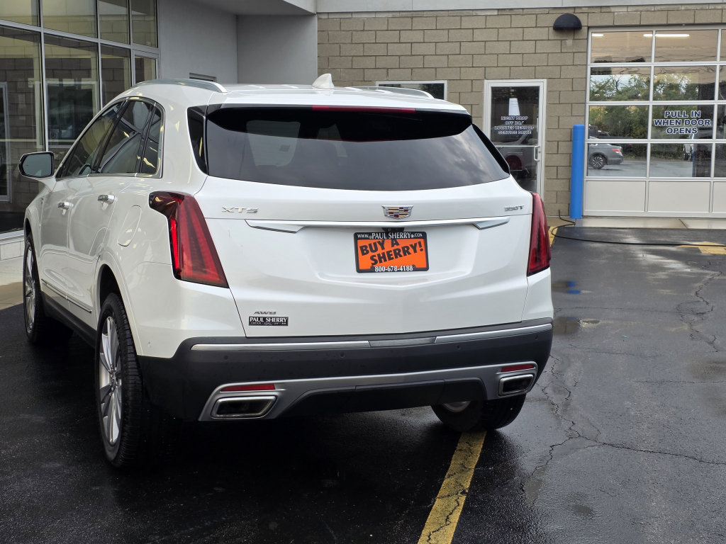 Used 2023 Cadillac XT5 Premium Luxury w/ Technology Package AWD/4WD image 13
