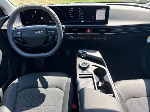 New 2025 Kia EV6 Light w/ Light LR Technology Package image 22