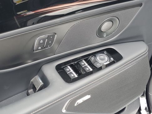 New 2026 Lincoln Nautilus Premier w/ Equipment Group 102A image 9