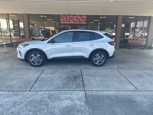 New 2025 Ford Escape ST-Line w/ Tech Pack #1 image 7