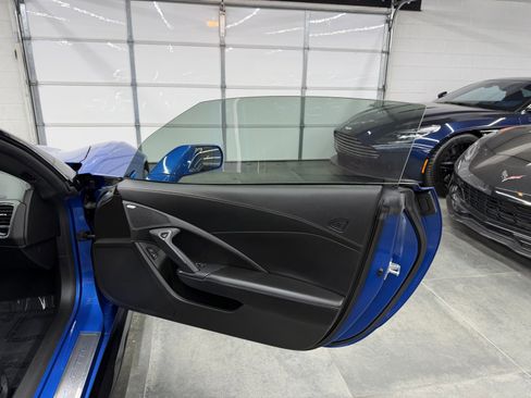 Used 2014 Chevrolet Corvette Stingray Coupe image 22
