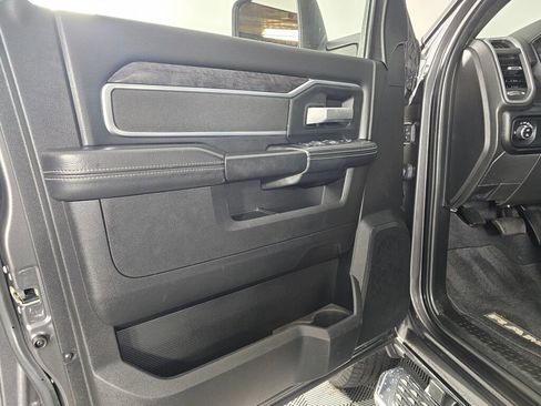 Used 2024 RAM 3500 Big Horn image 17