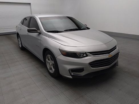 Used 2018 Chevrolet Malibu LS FWD image 13