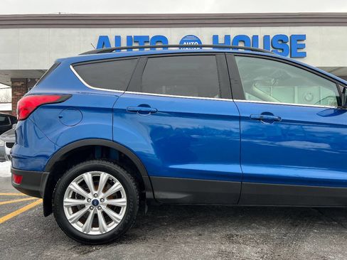 Used 2019 Ford Escape SEL image 40