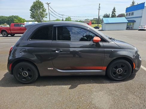 Used 2019 FIAT 500 e w/ Esport Package FWD image 6