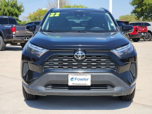 Certified 2022 Toyota RAV4 XLE FWD image 2