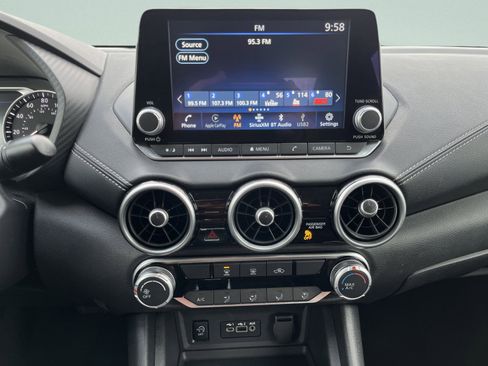 Used 2024 Nissan Sentra SV image 26