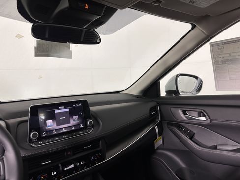 New 2026 Nissan Rogue SV w/ SV Premium Package image 30