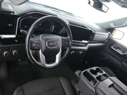 Used 2025 GMC Sierra 1500 Elevation AWD/4WD image 17