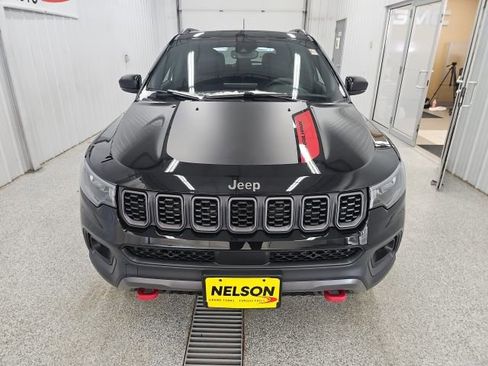 New 2026 Jeep Compass Trailhawk image 5