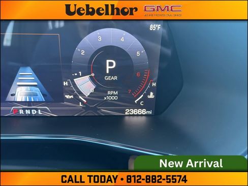 Used 2024 GMC Canyon AT4 w/ AT4 Premium Package AWD/4WD image 28