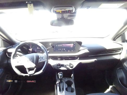 Used 2025 Buick Envista Preferred w/ Convenience I Package image 23