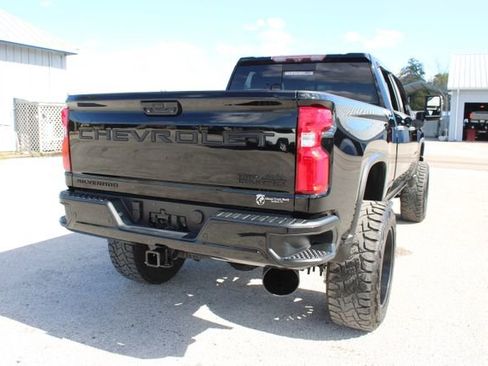 Used 2020 Chevrolet Silverado 3500 High Country w/ Z71 Off-Road Package image 11