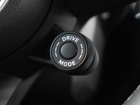 New 2026 Porsche Macan S AWD/4WD image 34