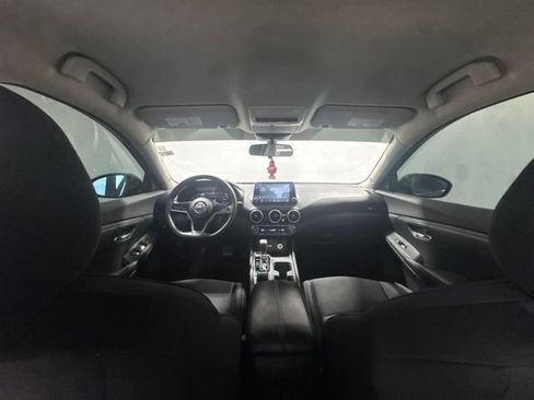 Used 2021 Nissan Sentra SV FWD image 18