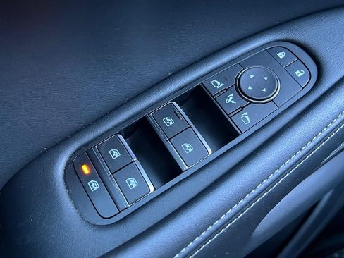 Used 2025 INFINITI QX60 Luxe image 45