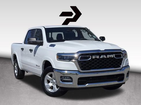 Used 2025 RAM 1500 Big Horn AWD/4WD image 1