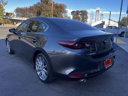 Used 2022 MAZDA MAZDA3 s image 7