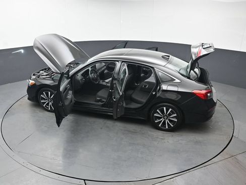 Used 2024 Honda Civic EX image 43